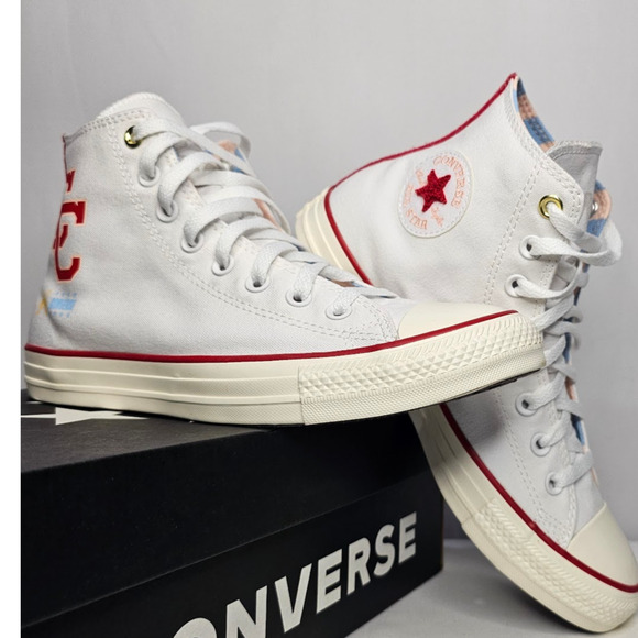 Converse CTAS Camp Converse Hi Tops Brand New Women's 10 White/Red #A10920F NWT - Picture 1 of 9